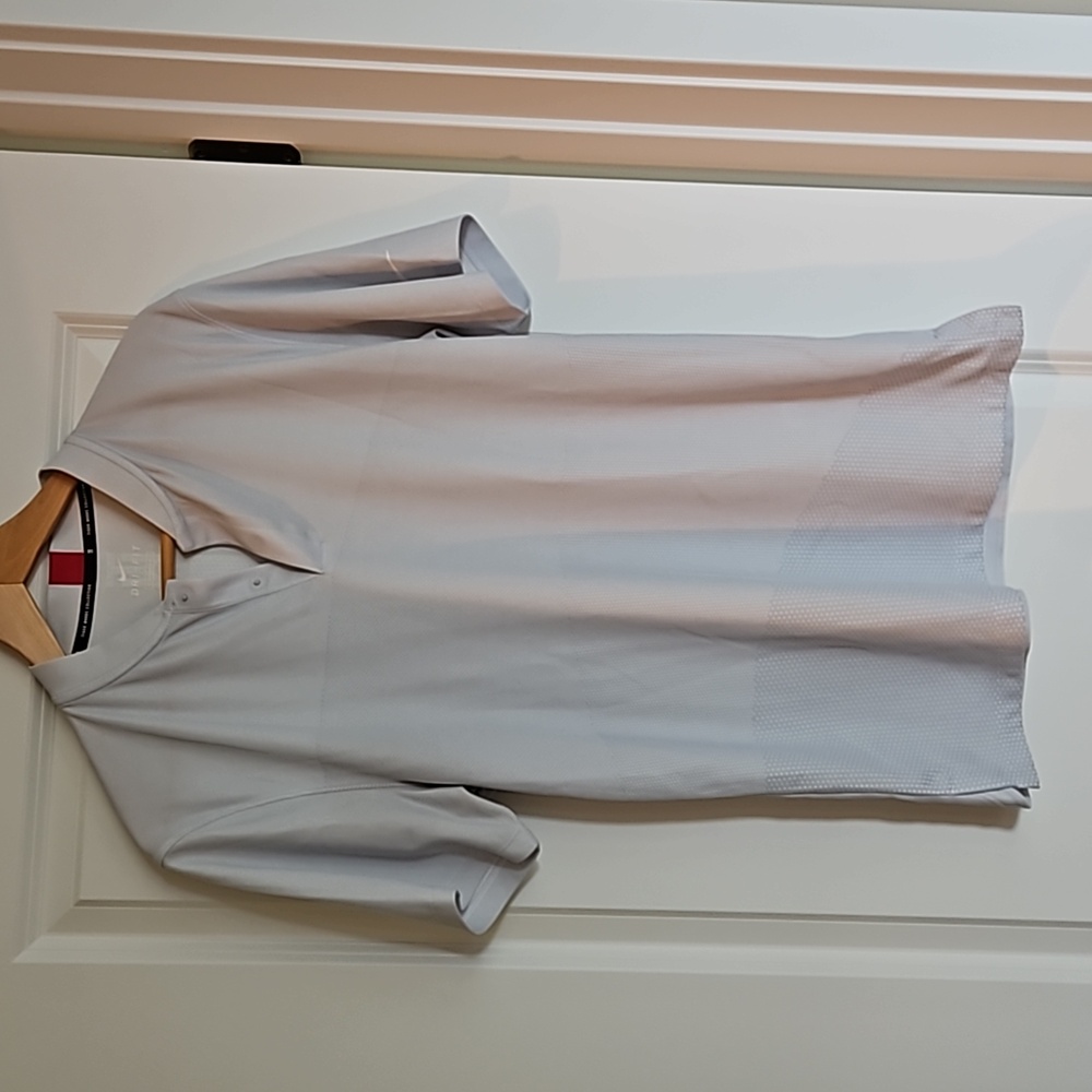 Nike Dri-Fit Textured Golf Shirt.  Tiger Wood Collection. Small
